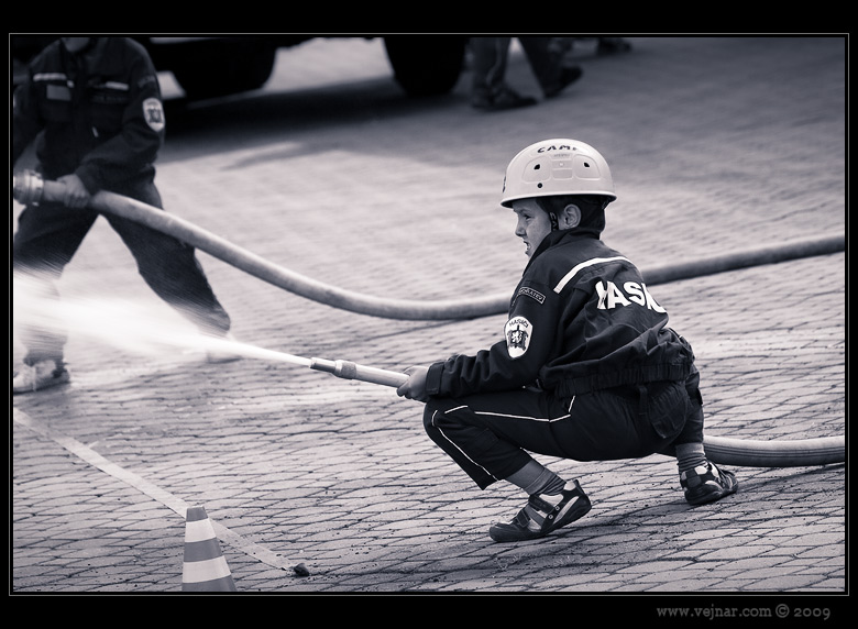 people13 picture of fireman