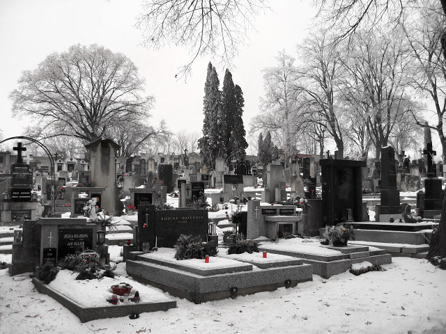 lyský hřbitov v zimě